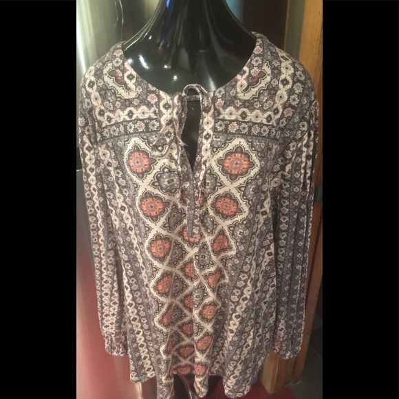 Lucky Brand Tops - Lucky Brand Pink Funky Design 3XG SHIRT TOP